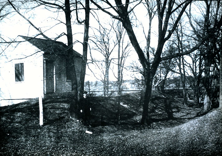 Toll House at Middlesex Village