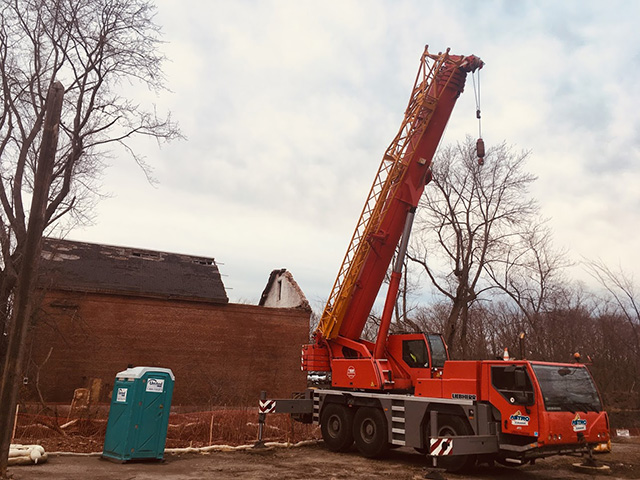 The first visible signs of progress at the proposed MCA Museum site. Pictured, on January 7, 2020, is the million-dollar crane. When the boom is extended it reaches over the remnants of the canal, enabling the removal of the roof. Photo Courtesy of Marlies Henderson